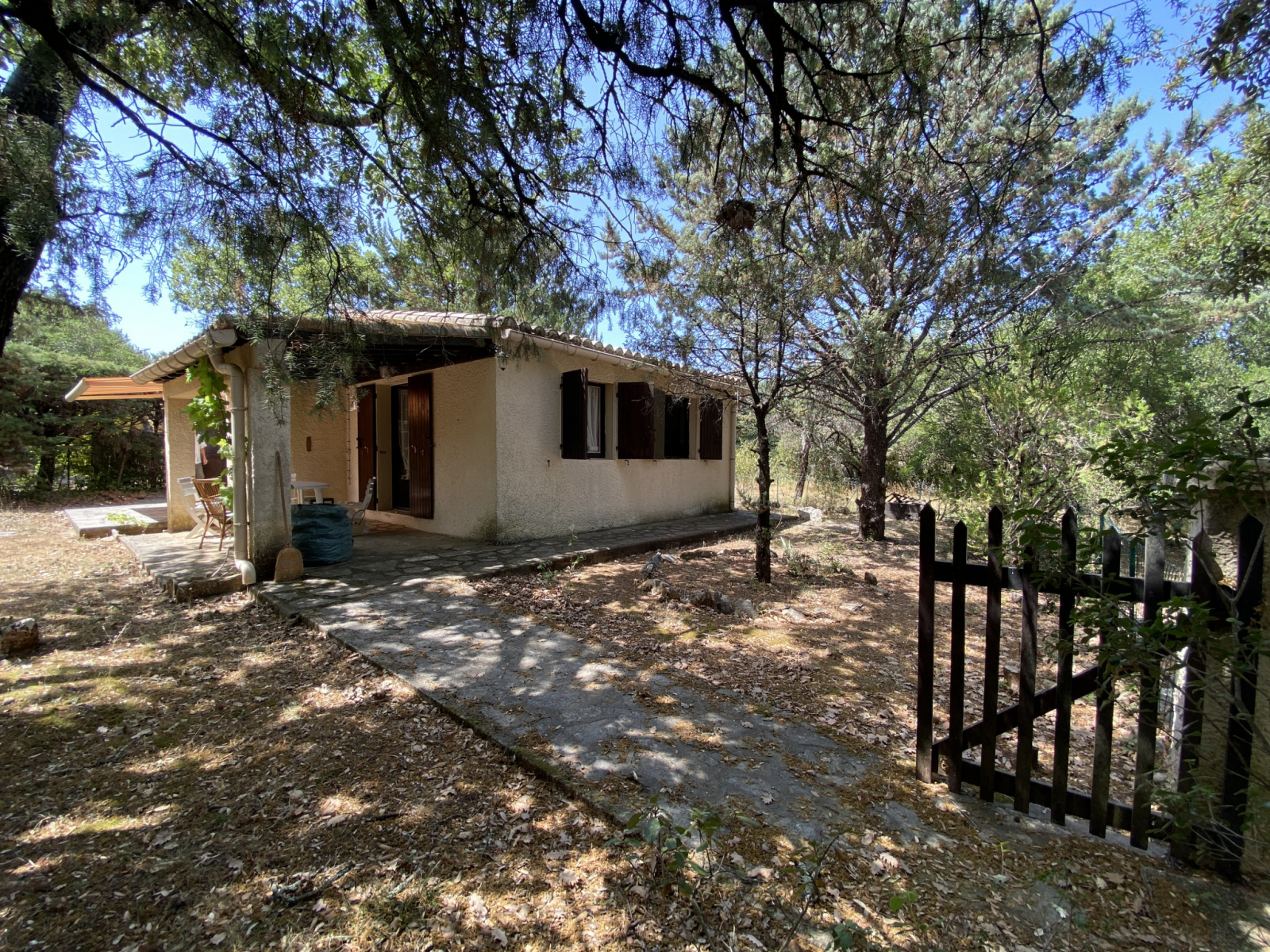 Vente Charmante petite maison de plain pied à vendre entre Barjac et Uzès