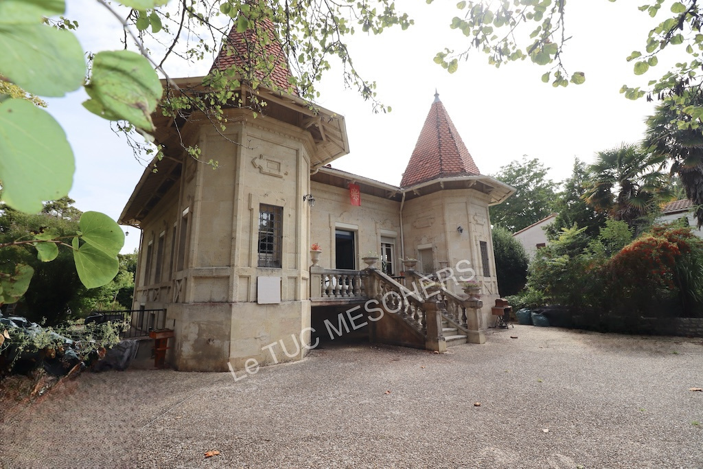 Vente Château / Manoir 178m² 8 Pièces à Meschers-sur-Gironde (17132) - Idimmo