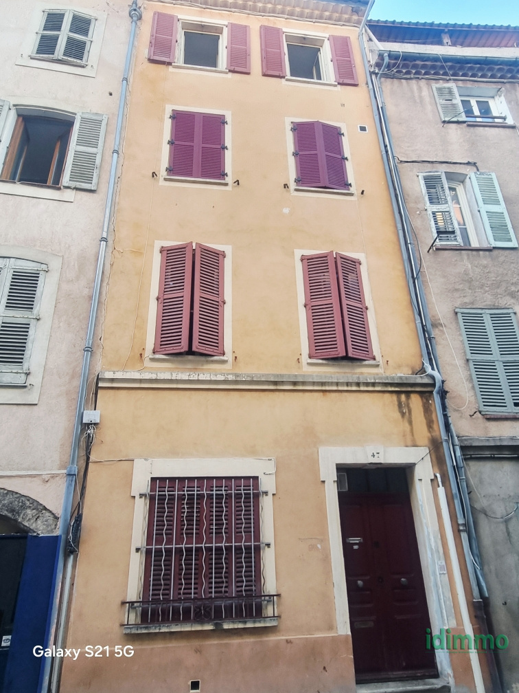 Immeuble 6 pièces 238 m² · à Draguignan · 238 m² · 420 000 €